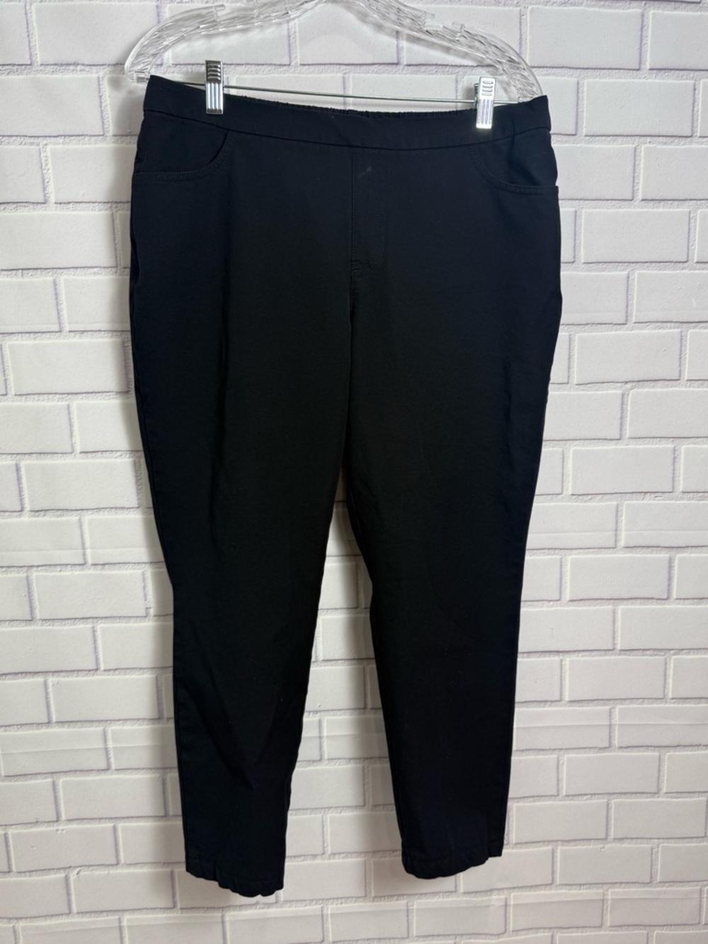 Isaac Mizrahi Live Black Pants Elastic Waist Stretch Ankle Size 14P Petite - Picture 2 of 11